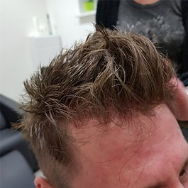 Details zur Anprobe ihres Zweithaars